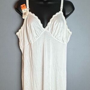 VTG Shadowline Women’s Full Length Ivory Slip Size 38 X 30” Long Original Tags